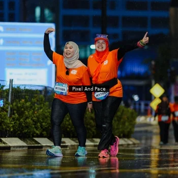 Runner Photo 7812471