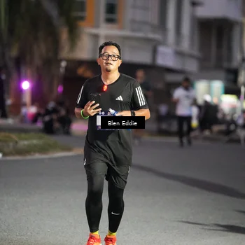 Runner Photo 7812511