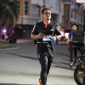 Runner Photo 7812531