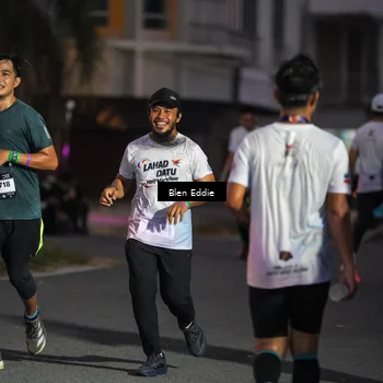 Runner Photo 7812538
