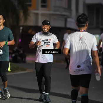 Runner Photo 7812548