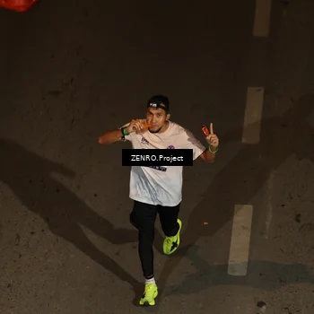Runner Photo 7812553