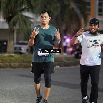 Runner Photo 7812561
