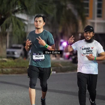 Runner Photo 7812604