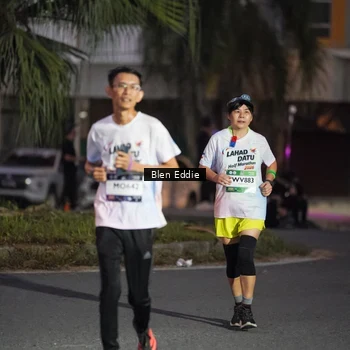 Runner Photo 7812633