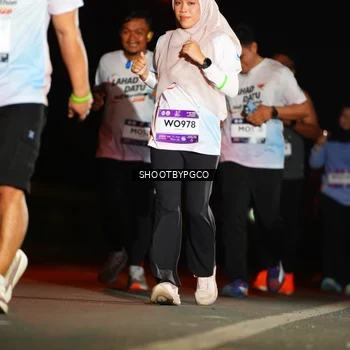 Runner Photo 7812659