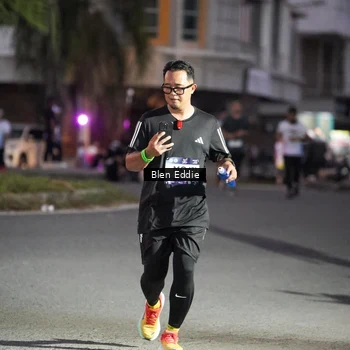 Runner Photo 7812666
