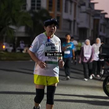Runner Photo 7812670