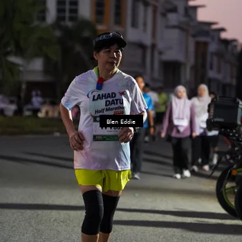 Runner Photo 7812692