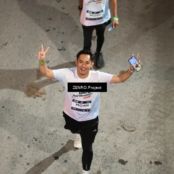 Runner Photo 7812693