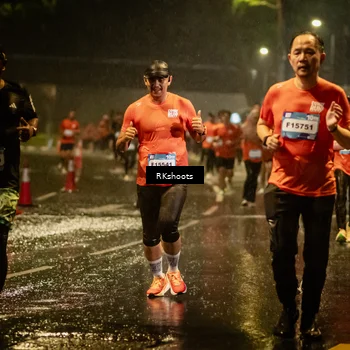 Runner Photo 7812718