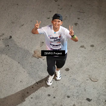 Runner Photo 7812746
