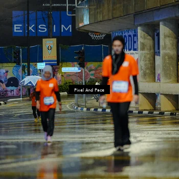 Runner Photo 7812940