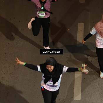 Runner Photo 7812972