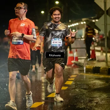 Runner Photo 7813040