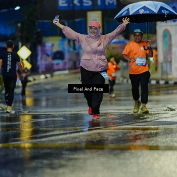 Runner Photo 7813049