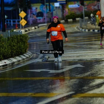 Runner Photo 7813278