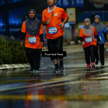 Runner Photo 7813312
