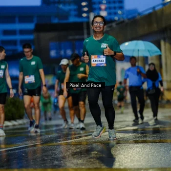 Runner Photo 7813452