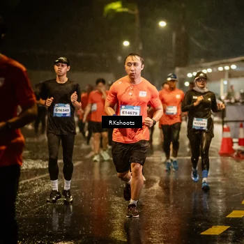 Runner Photo 7813659