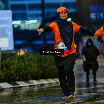 Runner Photo 7813675