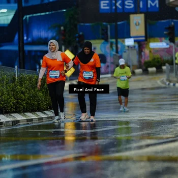 Runner Photo 7813759