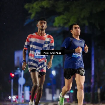 Runner Photo 7813900