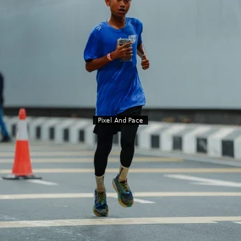 Runner Photo 7814014