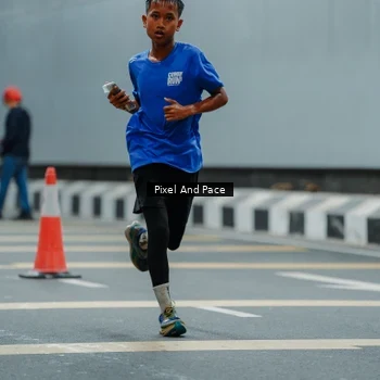 Runner Photo 7814017