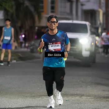 Runner Photo 7814069