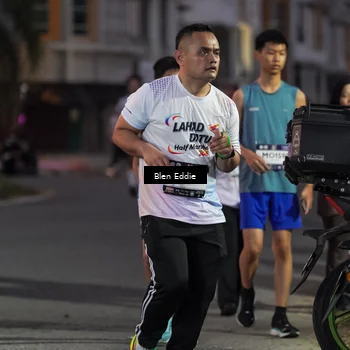 Runner Photo 7814118