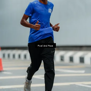 Runner Photo 7814123