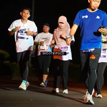 Runner Photo 7814158