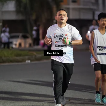 Runner Photo 7814171