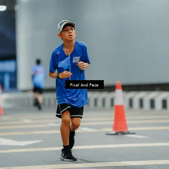 Runner Photo 7814183