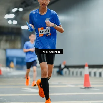 Runner Photo 7814270