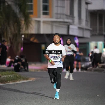 Runner Photo 7814279
