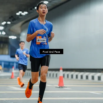 Runner Photo 7814288