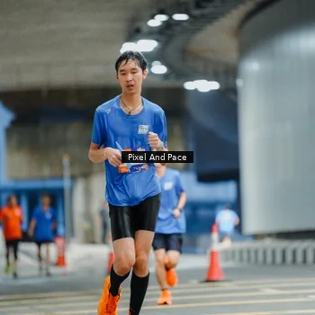 Runner Photo 7814291