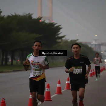 Runner Photo 7814346