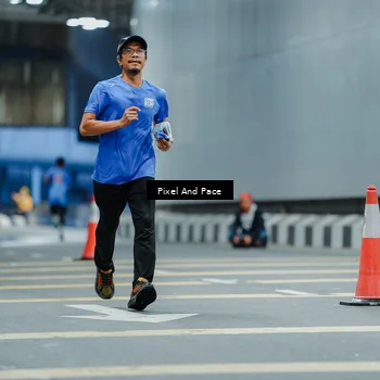 Runner Photo 7814373
