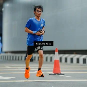 Runner Photo 7814428