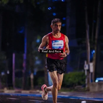Runner Photo 7814457
