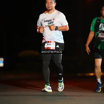 Runner Photo 7814475