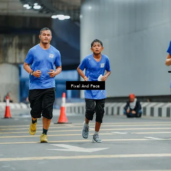 Runner Photo 7814544