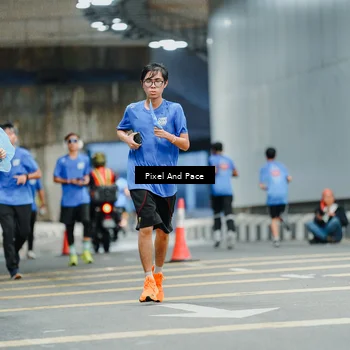 Runner Photo 7814583