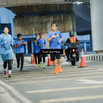 Runner Photo 7814616