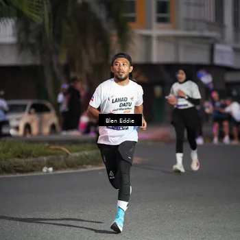 Runner Photo 7814619