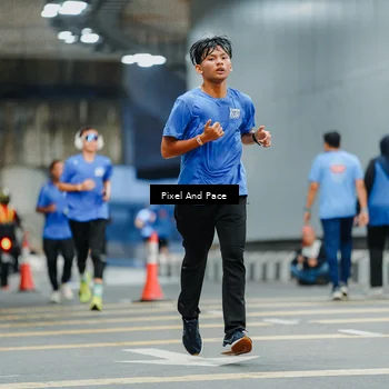 Runner Photo 7814630