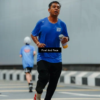 Runner Photo 7814713
